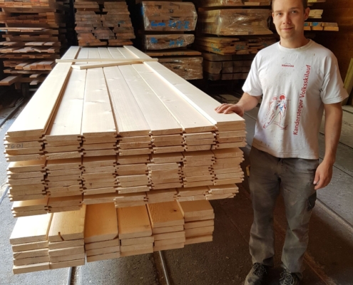 Jonas Beer, Säger- Hobelmeister mit eidg. Fachausweis Jonas Beer, Säger- Hobelmeister mit eidg. Fachausweis